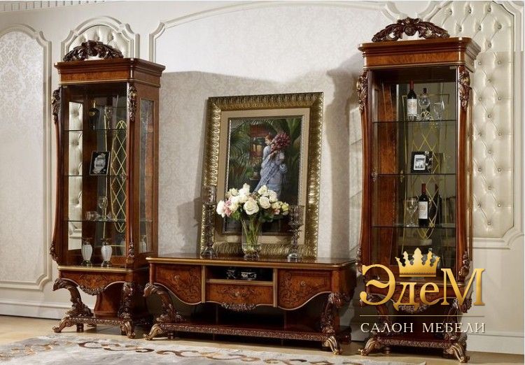 Роял (цвет: орех+золото) ТВ зона