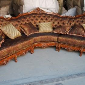 Атлант красный